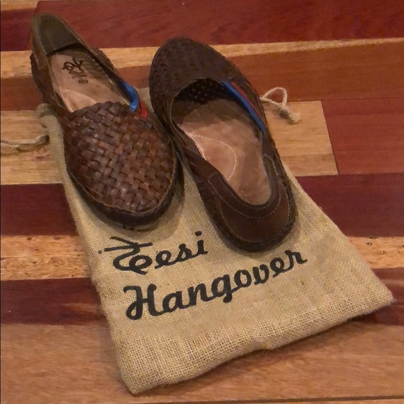 HOLAS STRIPES SANDALS // BROWN + BLUE + RED - Picture 3 of 8